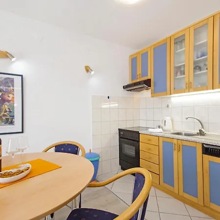 In Your Pocket For 4 Person Apartman Split