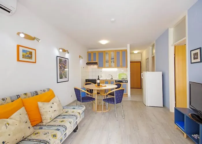 Apartamento In Your Pocket For 4 Person Split